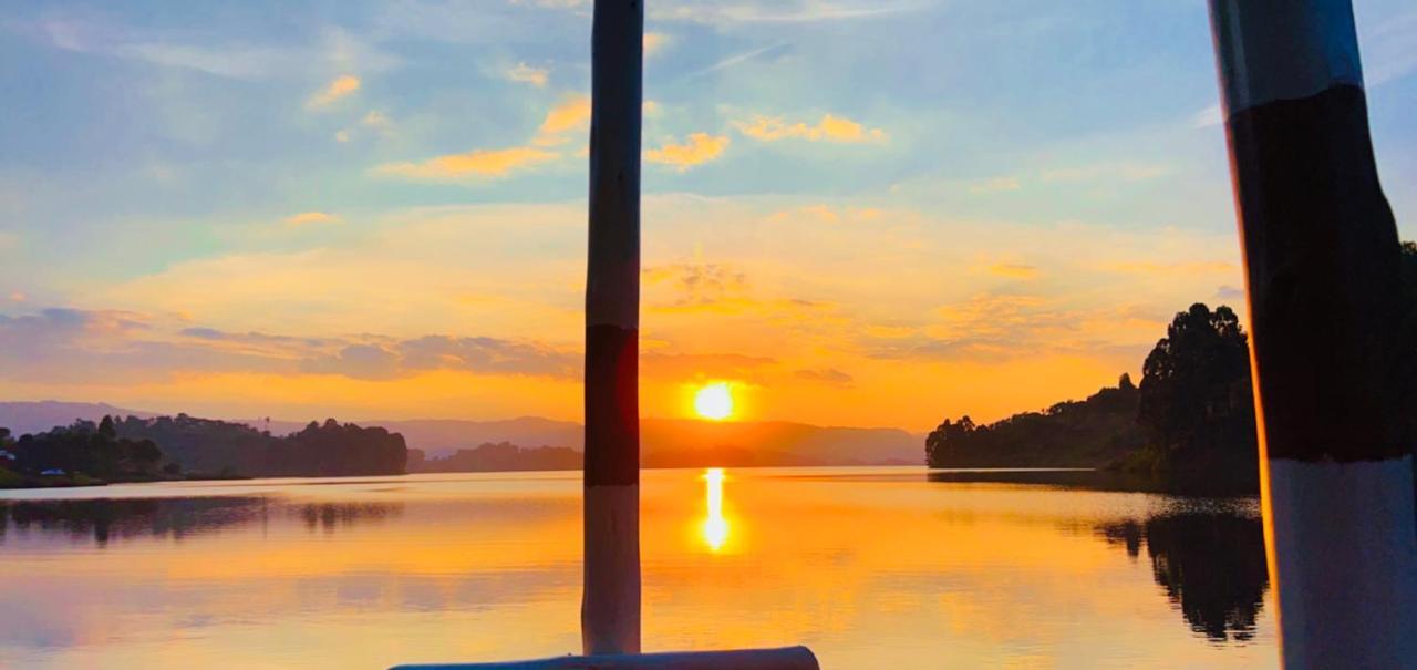 Lake Bunyonyi Rock Resort Kabale Exterior foto