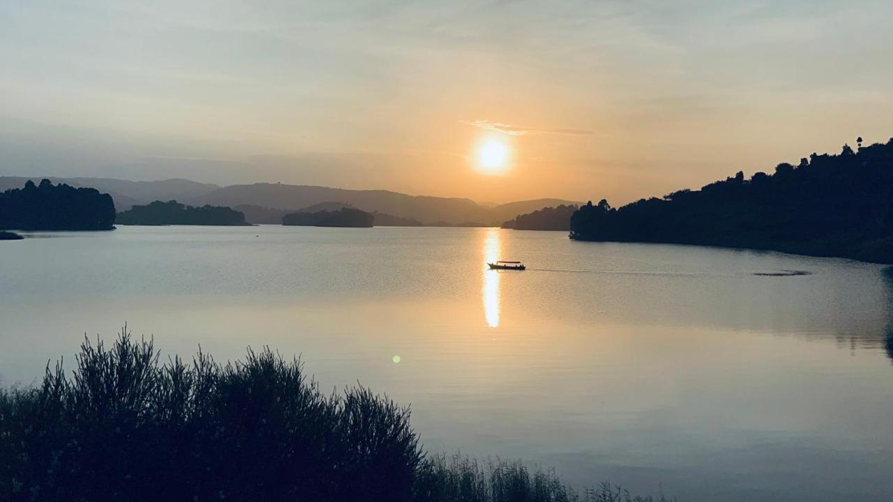 Lake Bunyonyi Rock Resort Kabale Exterior foto