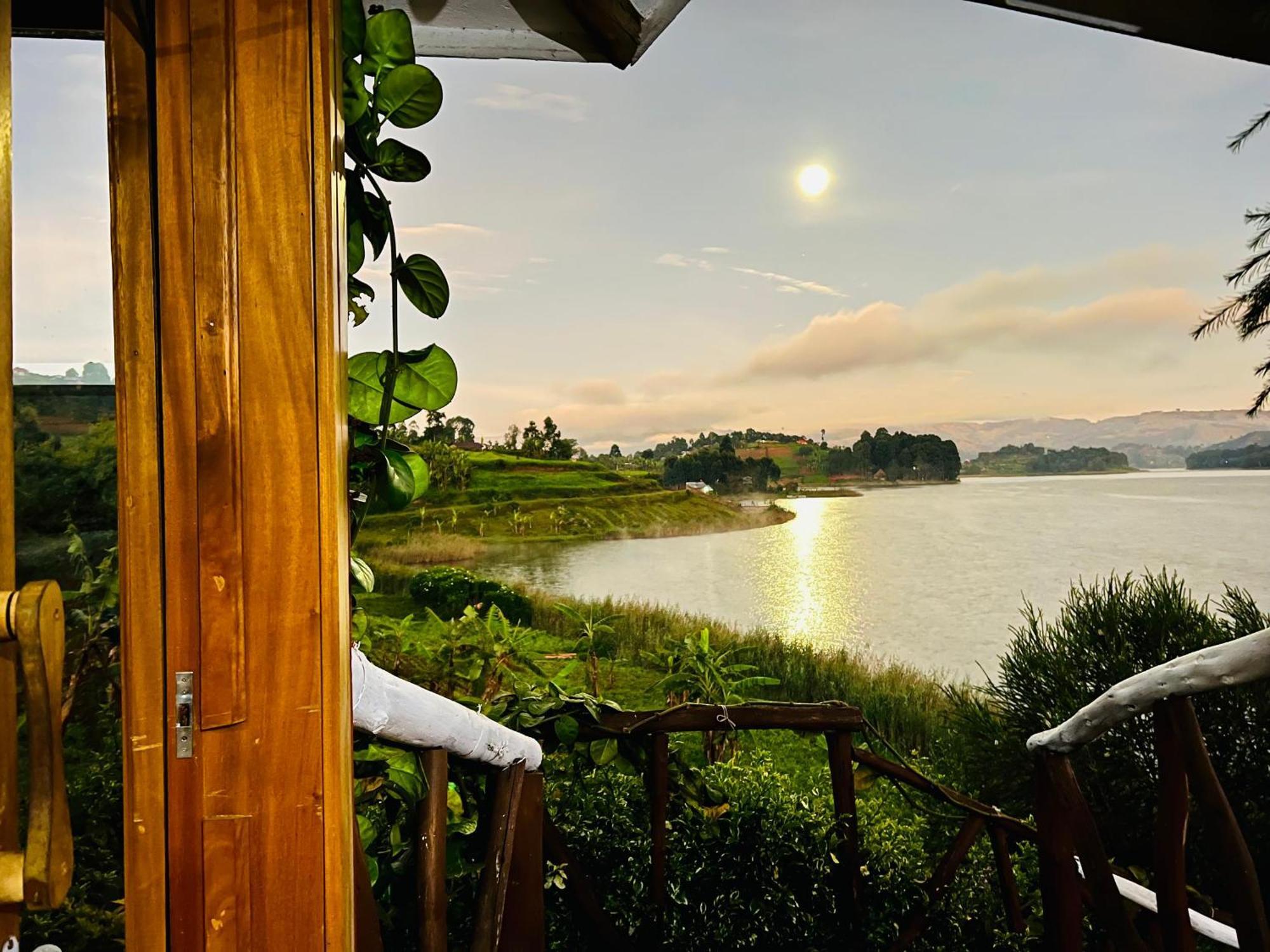 Lake Bunyonyi Rock Resort Kabale Exterior foto